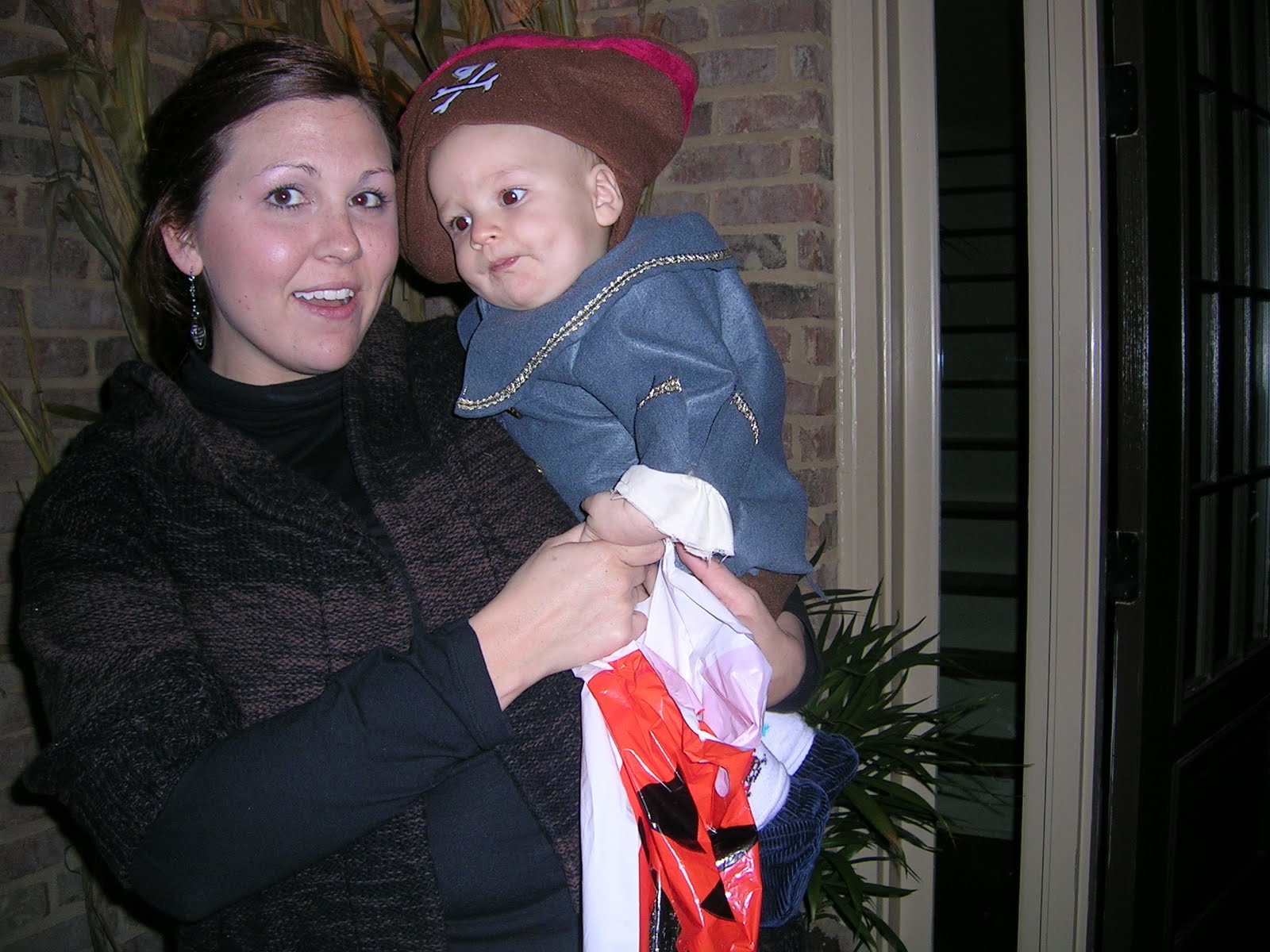 Happy Halloween, y’all! — October 2009